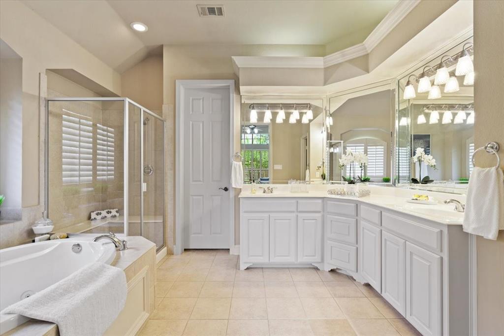 The Lakes On Legacy Drive Ph V - Residential