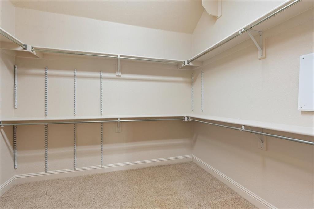 The Lakes On Legacy Drive Ph V - Residential