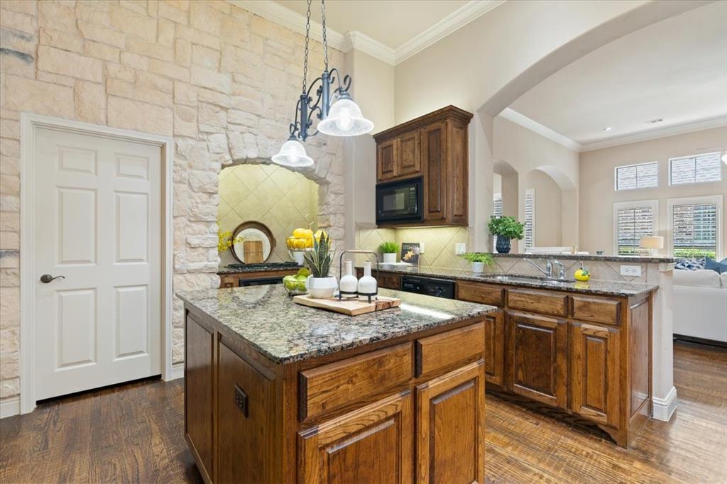 The Lakes On Legacy Drive Ph V - Residential