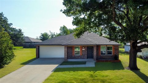 Photo of 413 Bethlehem Street, Terrell, TX 75160 (MLS # 21217122)