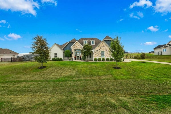 468 RED BIRD DR, SPRINGTOWN, TX 76082 - Image 4aff2a8f526e6b169be4e94786f95bb8/2723764117