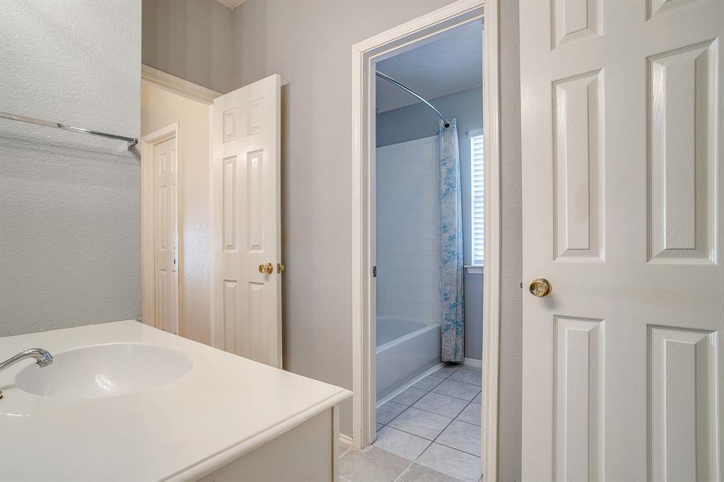 Lakewood Ph Mt Valley 01 Country - Residential