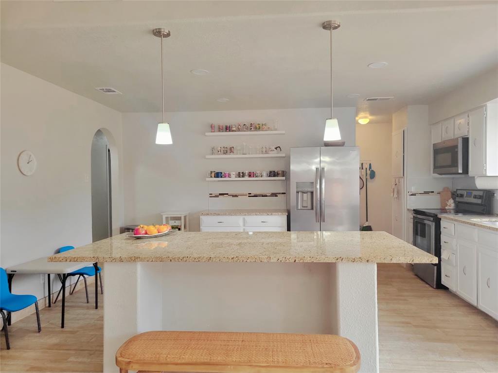 Camelot Sec 04 - Residential Lease