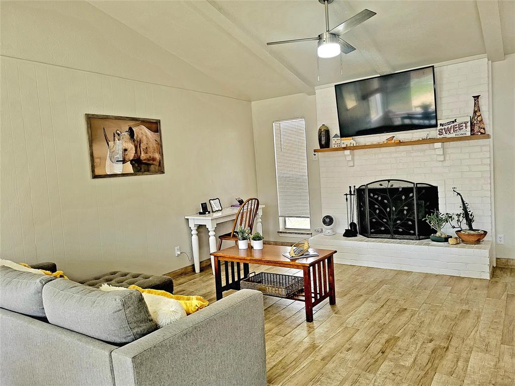 Camelot Sec 04 - Residential Lease