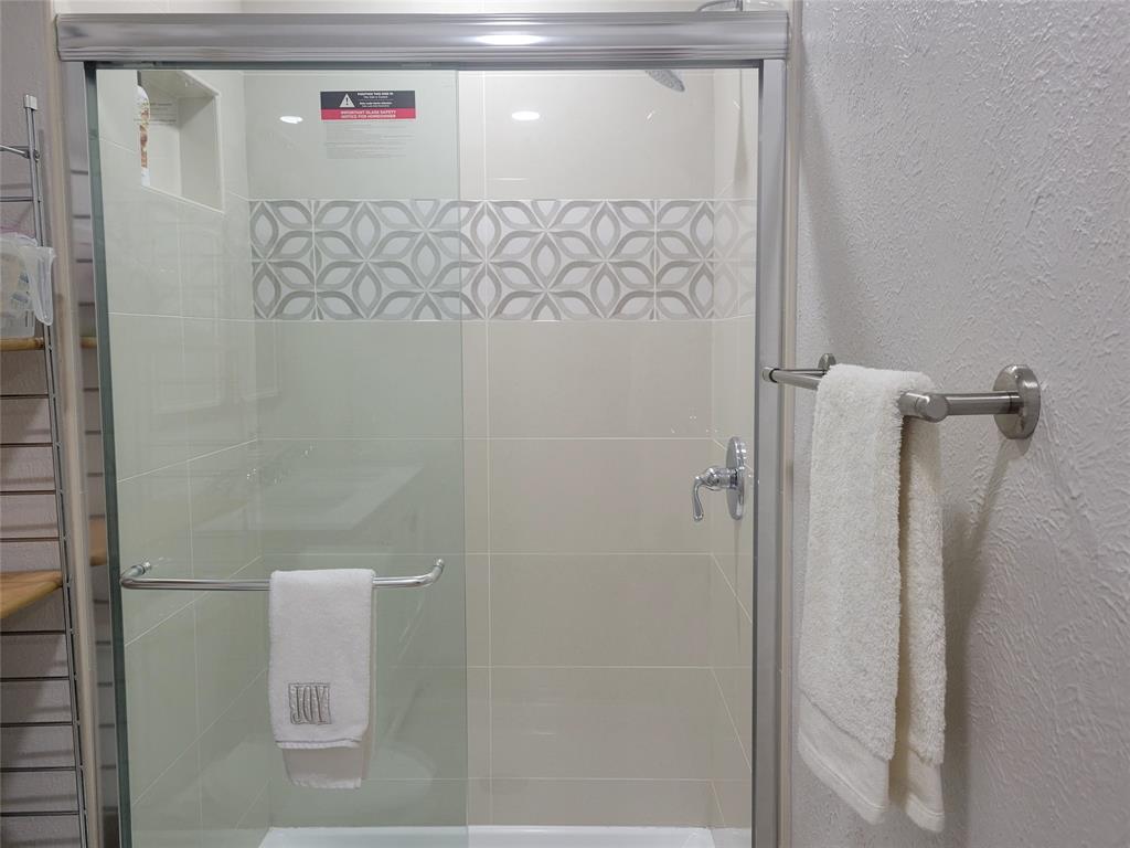 Camelot Sec 04 - Residential Lease