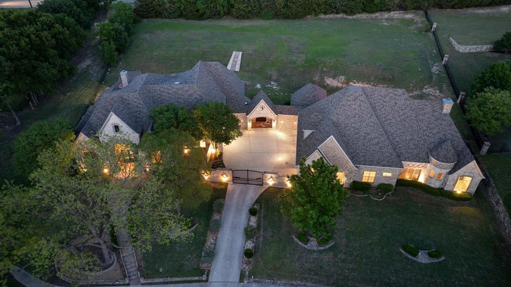 1501 Chancellor Lane