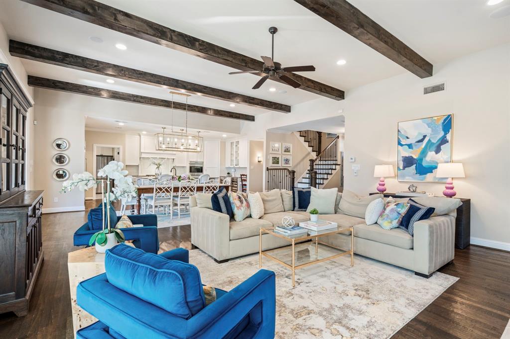 9734 Gatecrest Drive