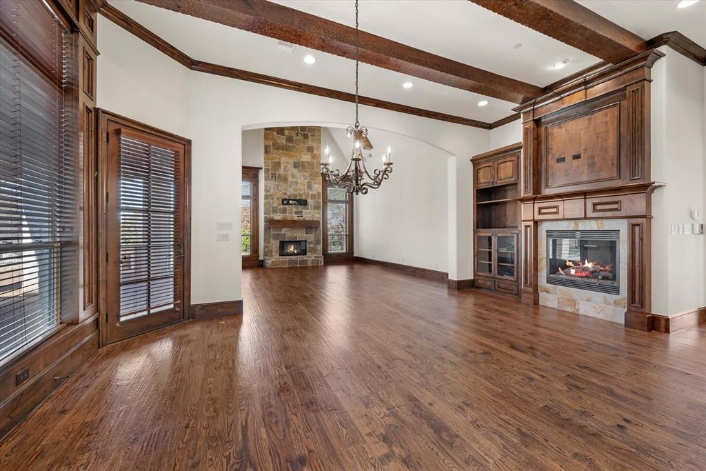 1600 Enclave Court