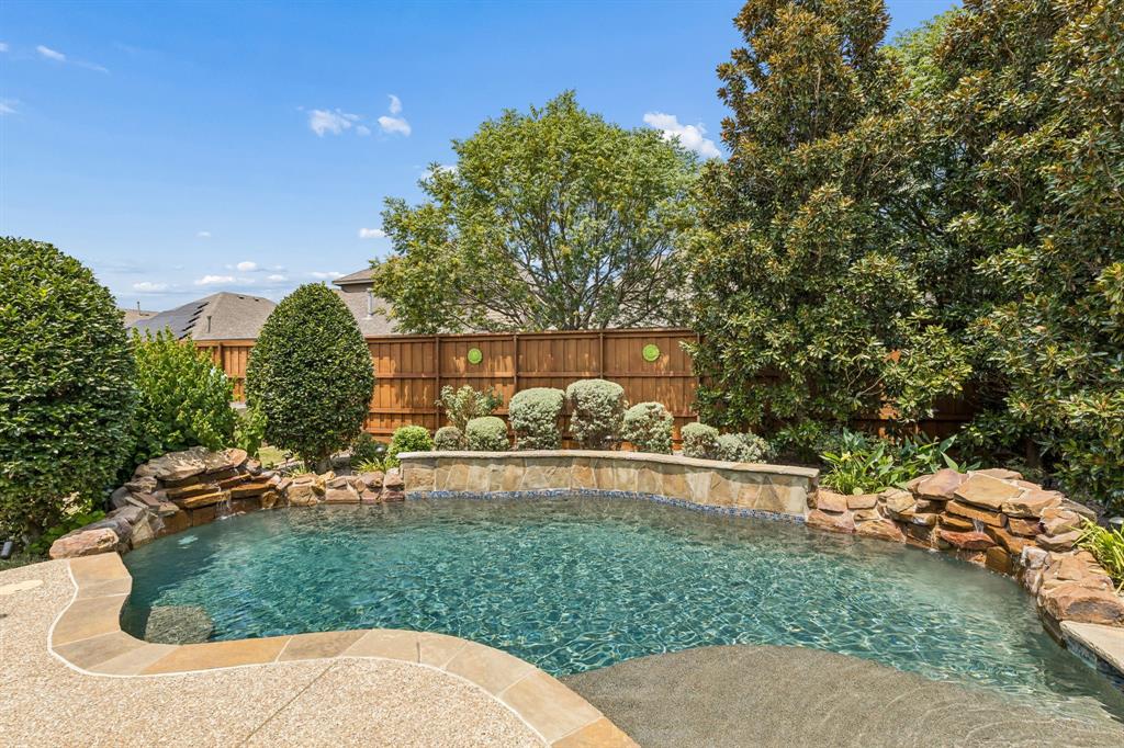 5600 Ridgepass Lane