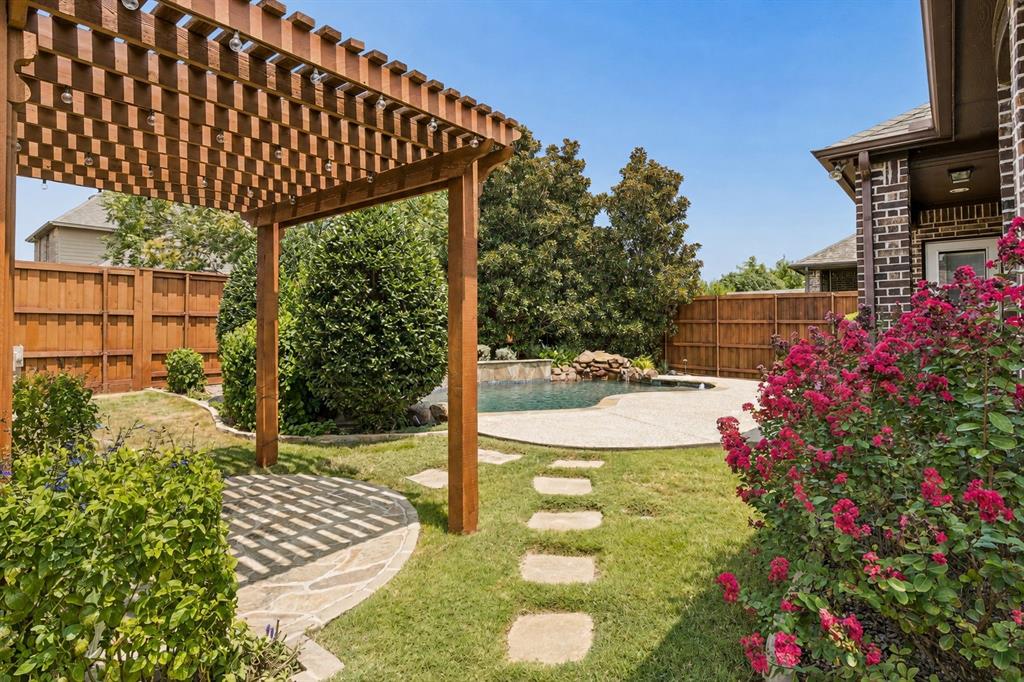 5600 Ridgepass Lane