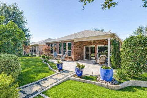 Photo of 7404 Pasatiempo Drive, Frisco, TX 75036 (MLS # 21221154)