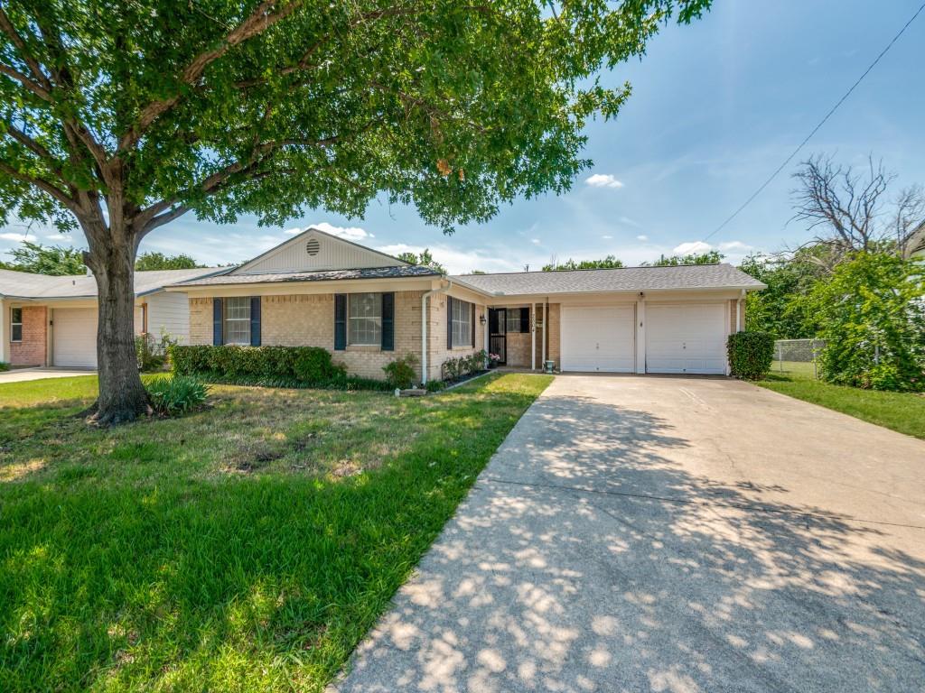 2504 W Rochelle Road