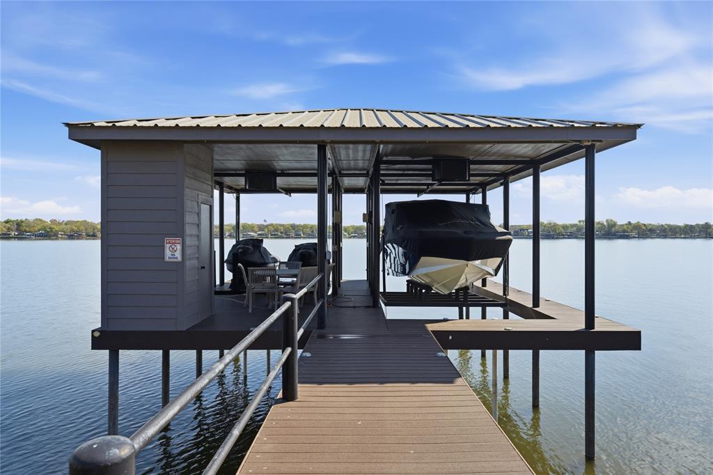 ENCHANTED ISLES - Residential