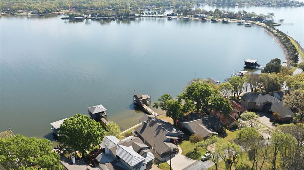 ENCHANTED ISLES - Residential