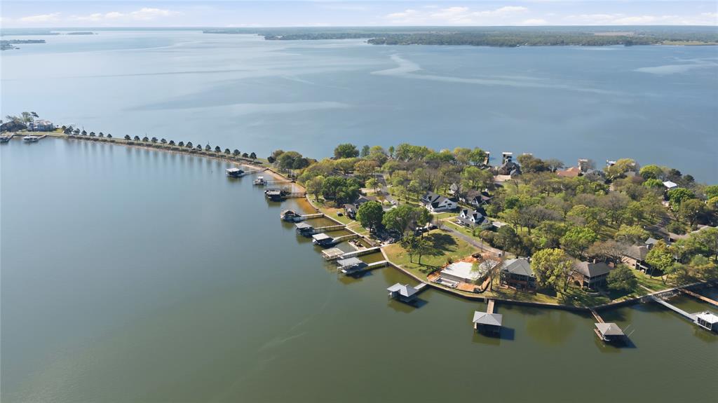 ENCHANTED ISLES - Residential