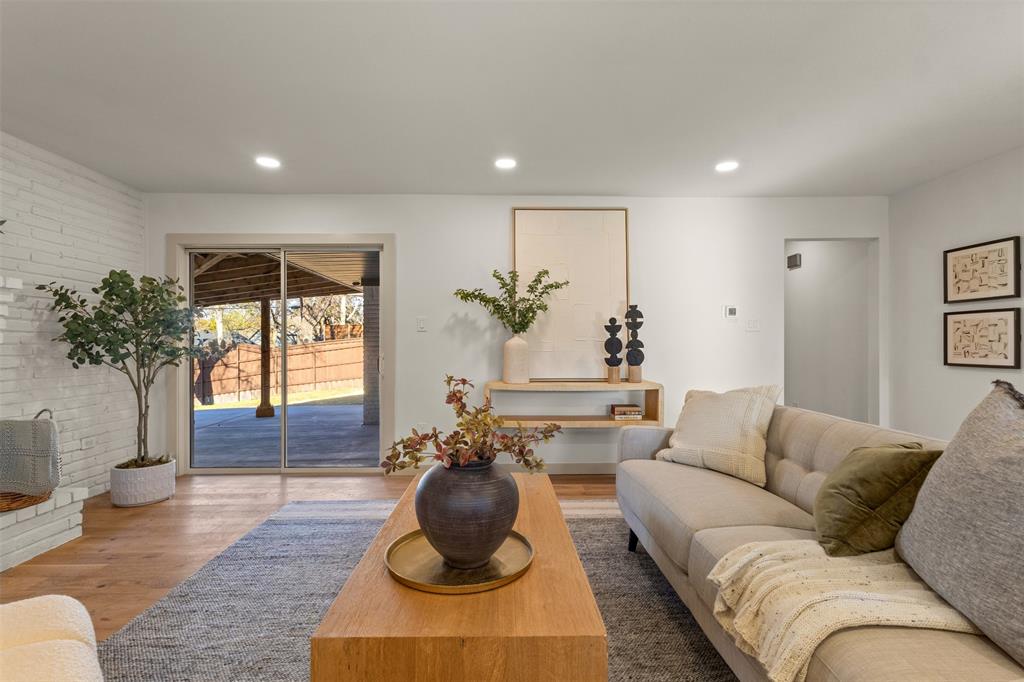 Lochwood Instl Add 09 - Residential