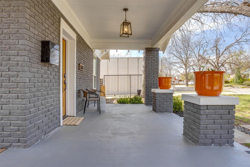 Caruth Place - Residential