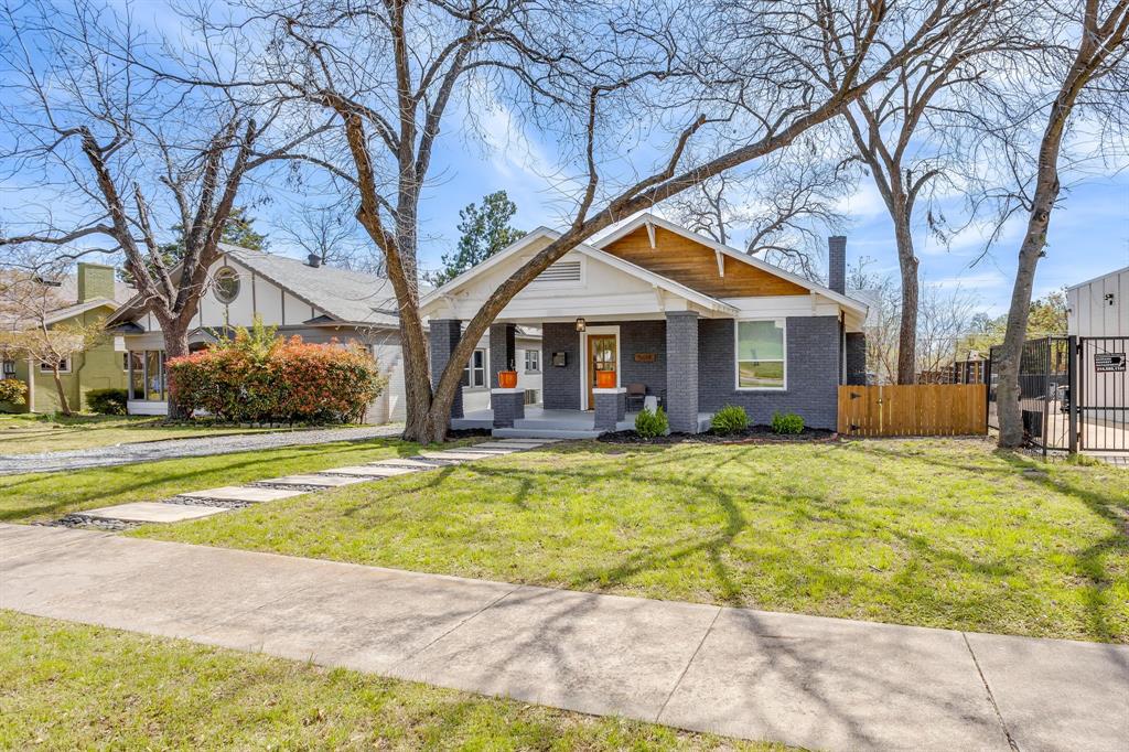 Caruth Place - Residential