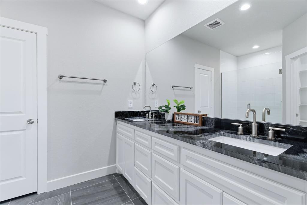 Runaway Bay - Residential