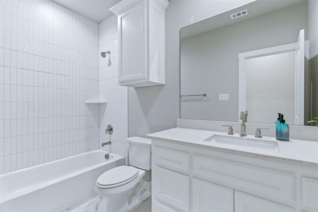 Runaway Bay - Residential