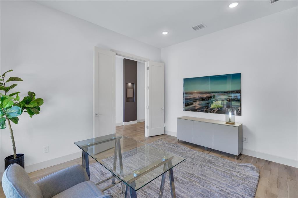 Lovers Lane Heights - Residential