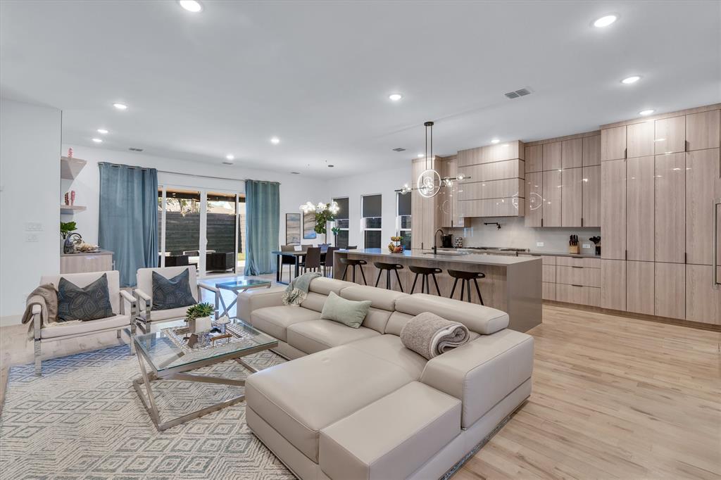 Lovers Lane Heights - Residential