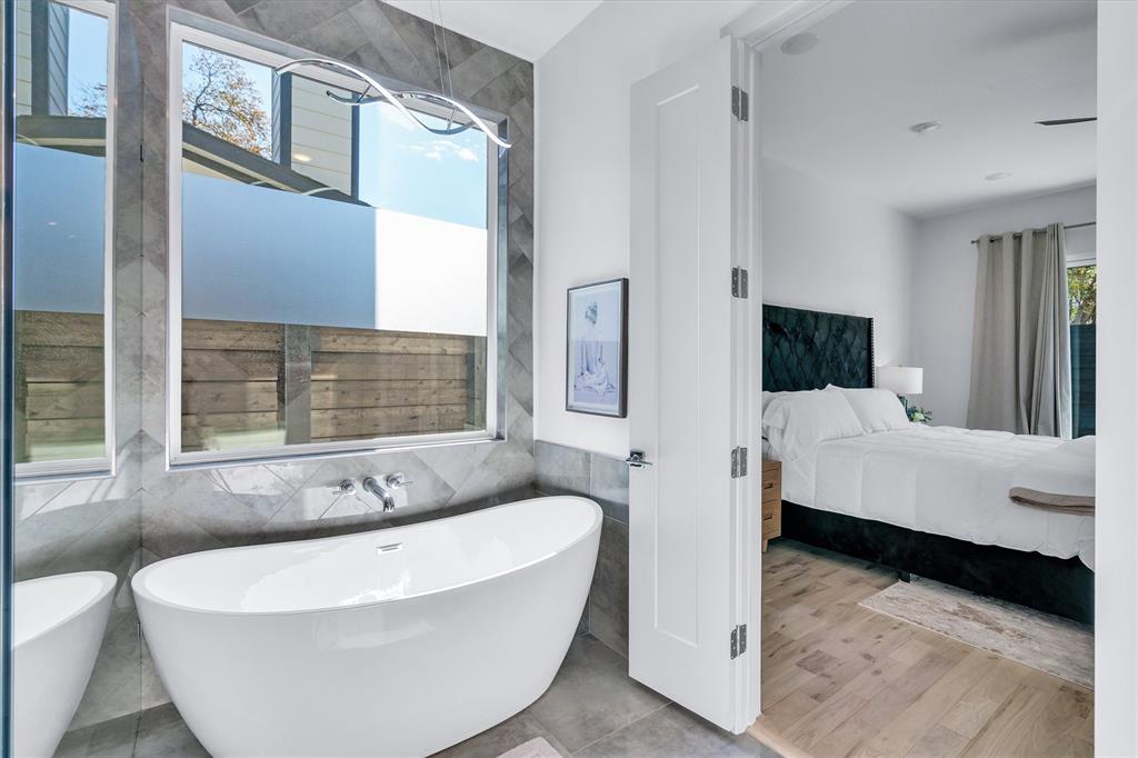 Lovers Lane Heights - Residential