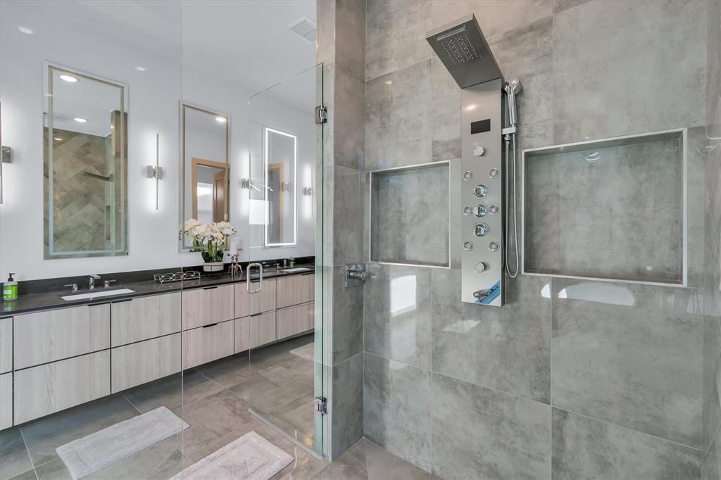 Lovers Lane Heights - Residential