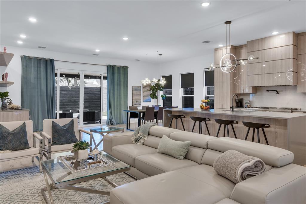 Lovers Lane Heights - Residential