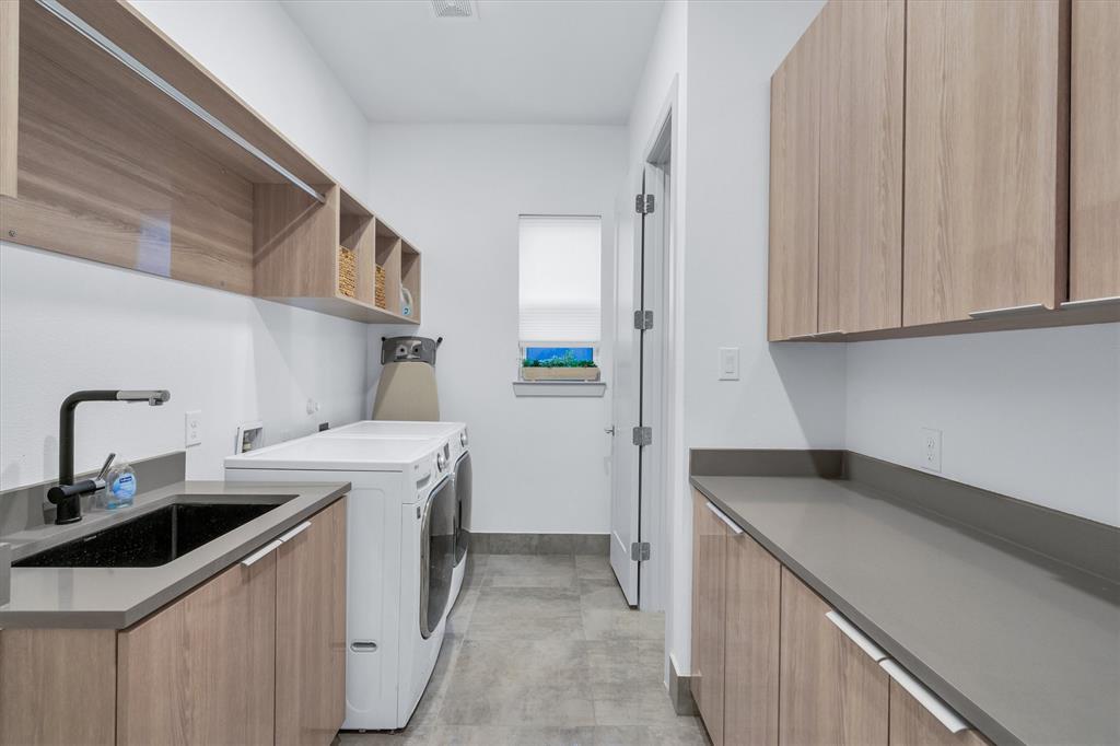 Lovers Lane Heights - Residential