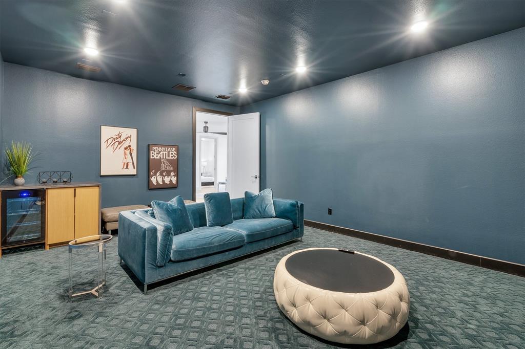 Lovers Lane Heights - Residential