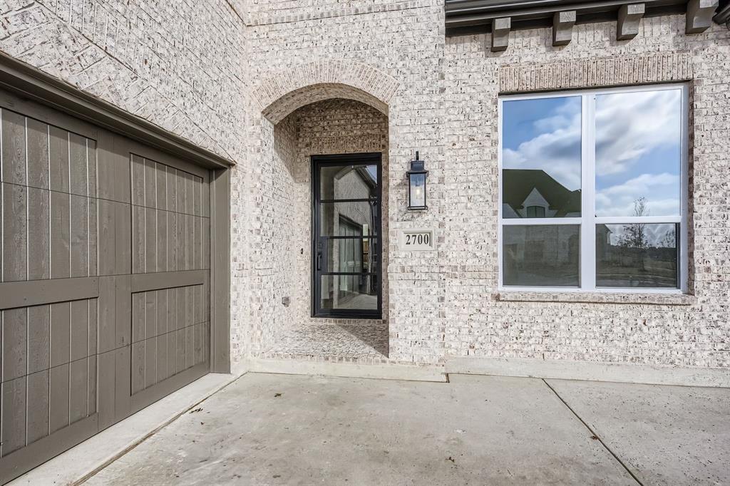 2700 Prestonshire Lane