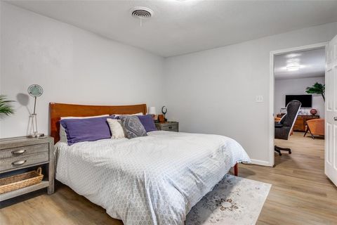 Tiny photo for 6921 Valhalla Road, Fort Worth, TX 76116 (MLS # 21099753)