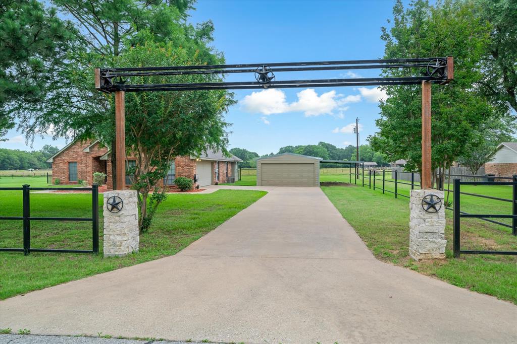 835 Harlan Road