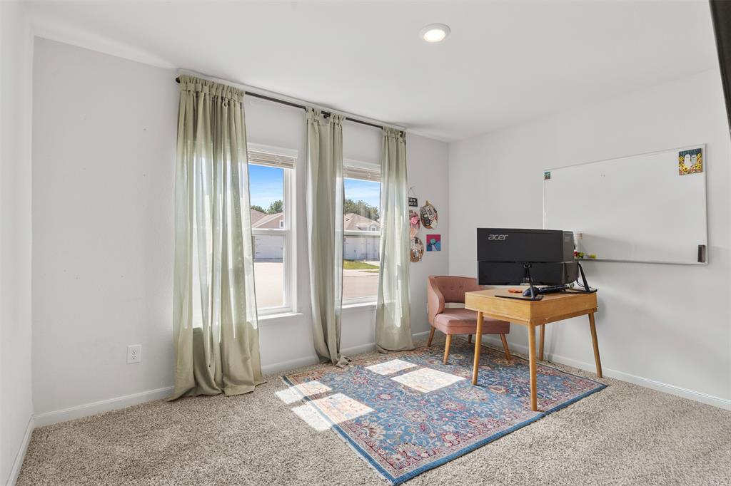 932 American Flyer Boulevard