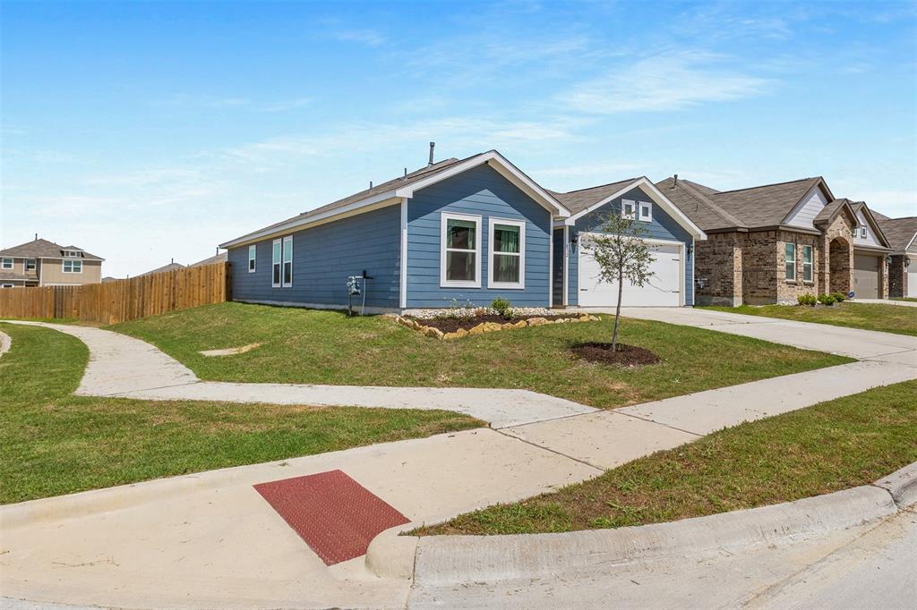 932 American Flyer Boulevard