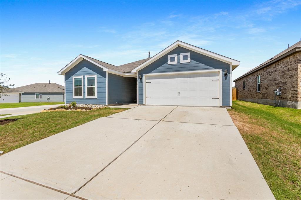932 American Flyer Boulevard