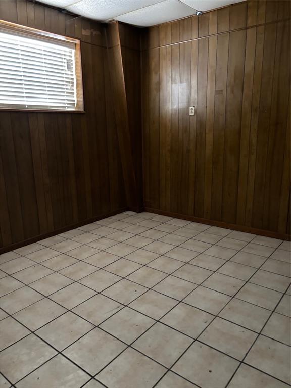 Tiptons 03 - Commercial Sale