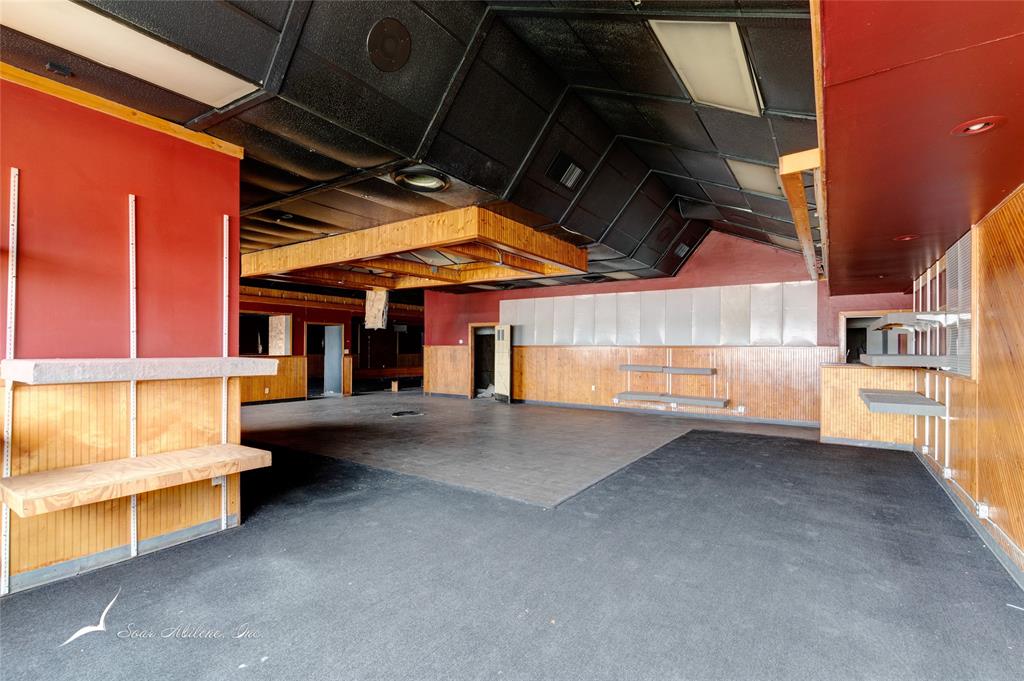 Park Plaza - Commercial Sale