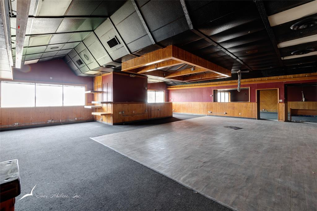 Park Plaza - Commercial Sale