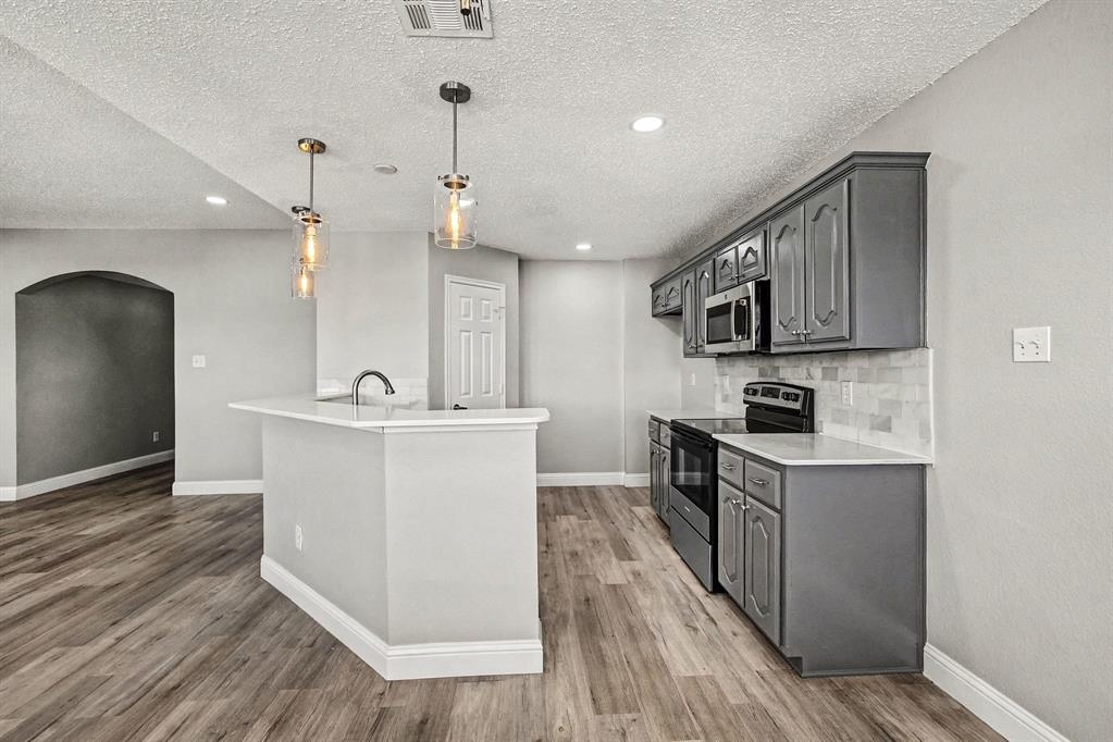 Creekside Estate - Residential