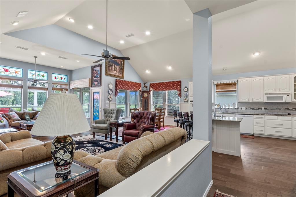 Pinnacle Club - Residential