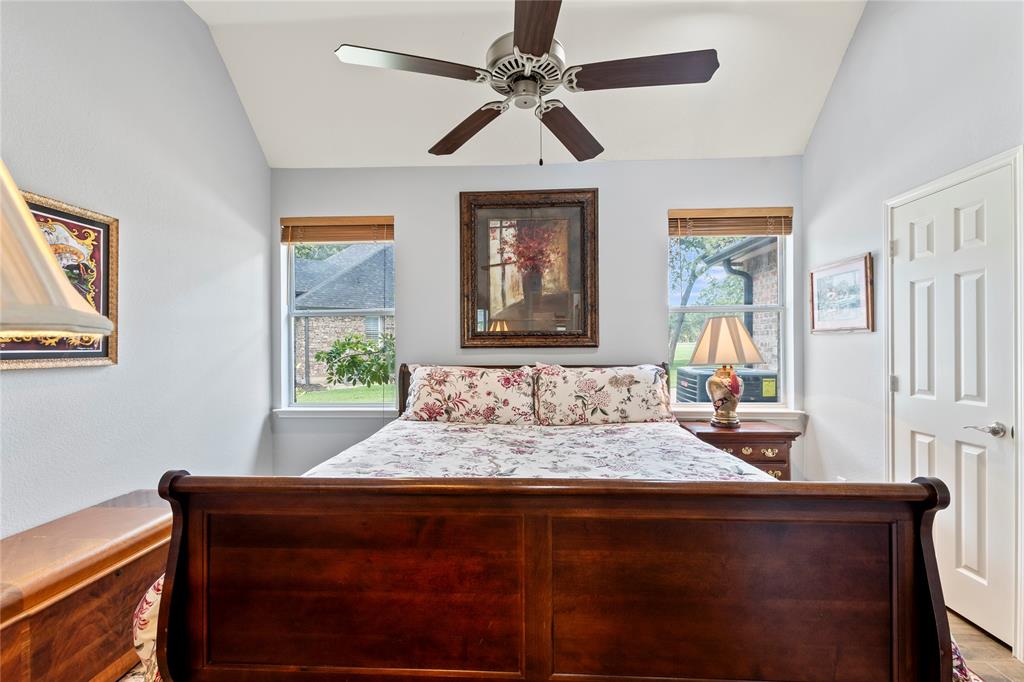 Pinnacle Club - Residential