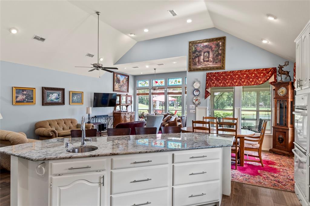 Pinnacle Club - Residential