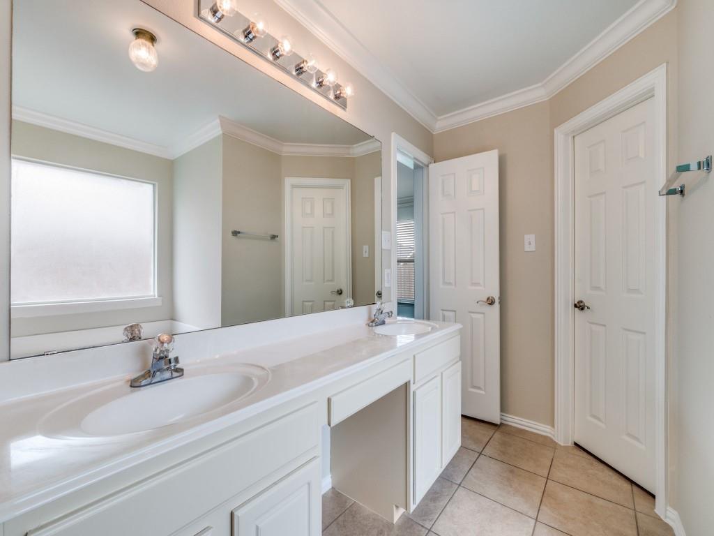 Villages Of Lake Forest 03 - Residential Lease