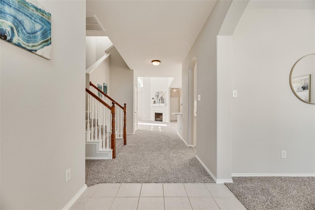 4404 Ridge Point Lane