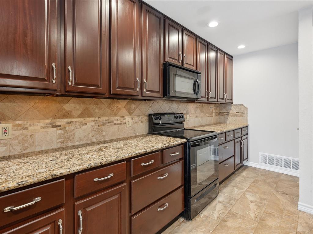 Monties Ranchettes Sub - Residential