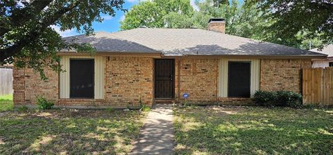 2714 Tanglewood Drive Lancaster TX 75134
