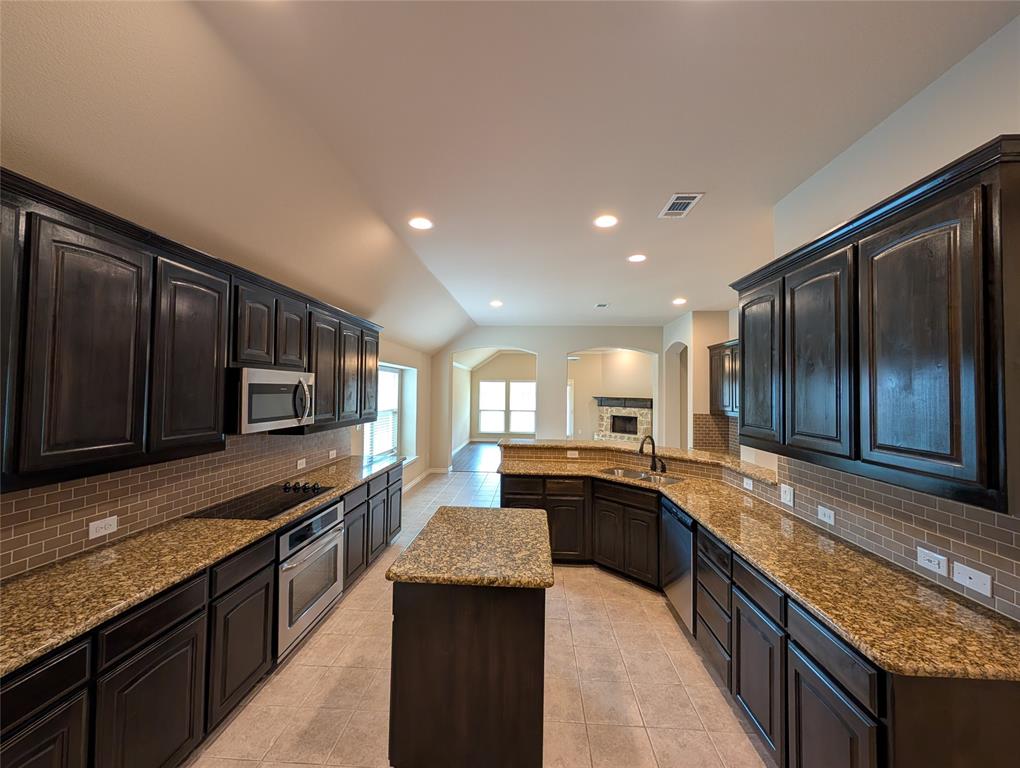 12717 Viewpoint Lane