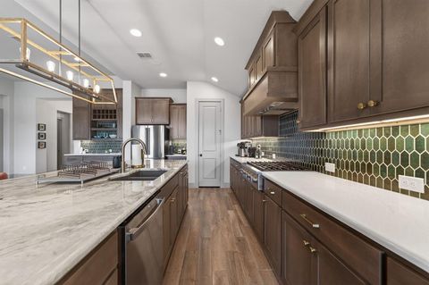 Tiny photo for 10416 Gray Hills Drive, Fort Worth, TX 76126 (MLS # 21192541)